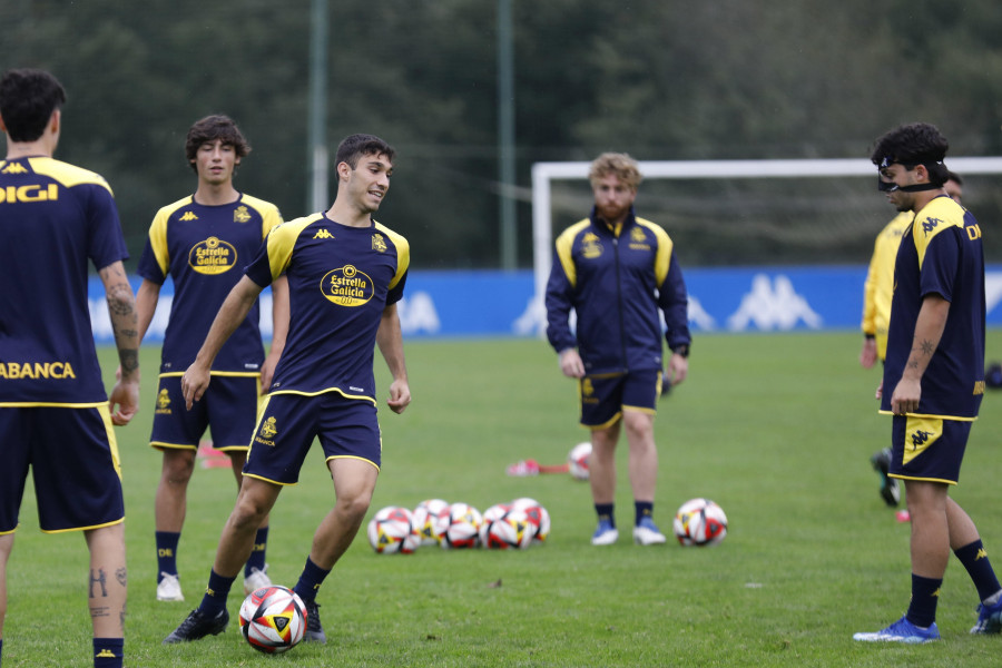 Idiakez, tras ser titular el delantero en Ponferrada: “Estoy muy orgulloso de Martín”