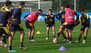 Jaime y Salva Sevilla continúan al margen del equipo