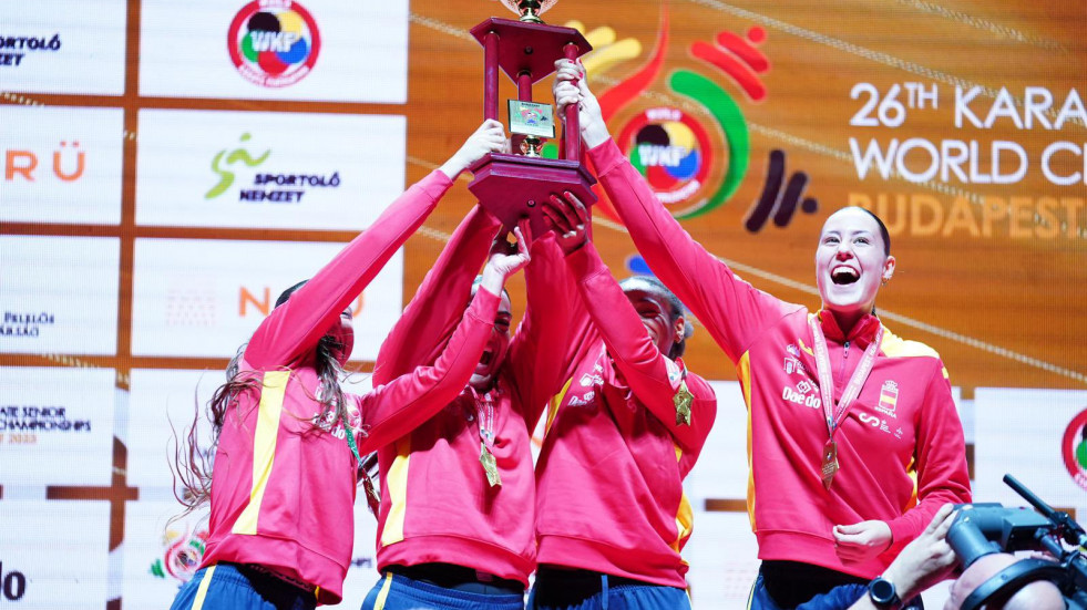 Oro para el equipo español femenino de kumite en el Mundial de Budapest