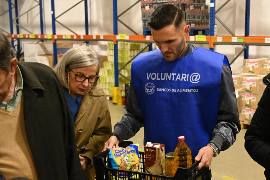 Lucas Pérez, listo para golear al hambre