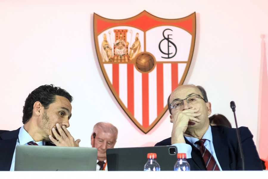 La junta de accionistas del Sevilla rechaza por segundo año las cuentas del club