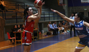 Derrota del Maristas en un partido con final en Riazor