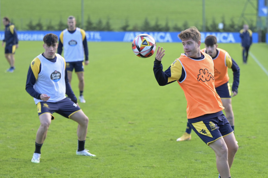 Pablo Muñoz vuelve a entrenar con el Depor