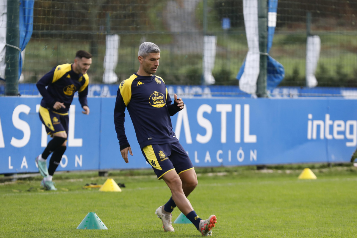 Salva sevilla entrenando patri g. fraga 20231214123726  AGF4908 13555646