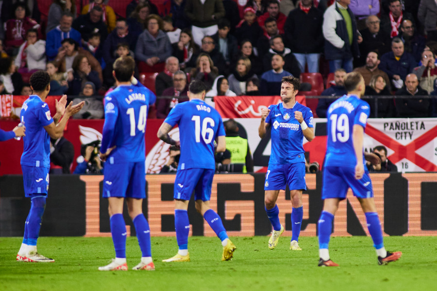 El Getafe logra su primera victoria fuera y sentencia a Diego Alonso (0-3)