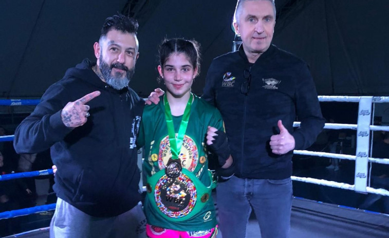 Alicia Chamorro logra el título mundial en MuayThai