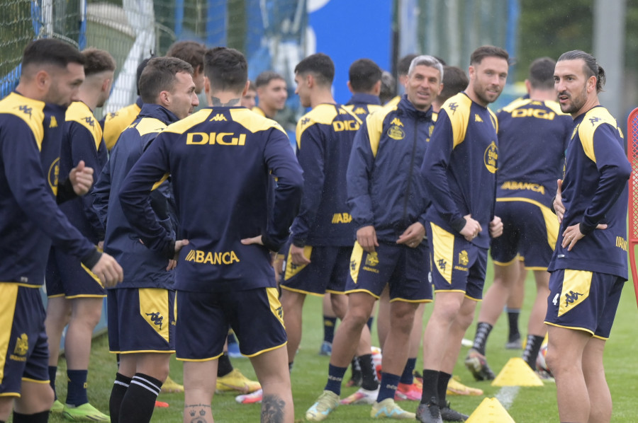 Brais Suárez, principal novedad en el entrenamiento del Depor