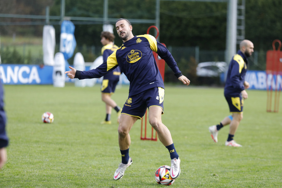 Yeremay, ausente en un entrenamiento con progresión de Pablo Martínez