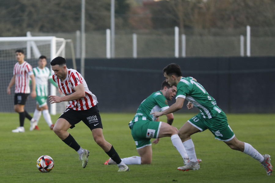 Frenética primera victoria como local del Atlético Arteixo