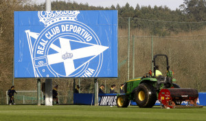 La RFEF visita Abegondo y otras subsedes de la candidatura de A Coruña para el Mundial 2030