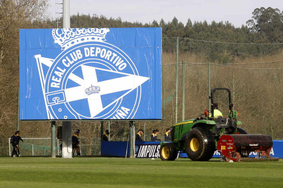 La RFEF visita Abegondo y otras subsedes de la candidatura de A Coruña para el Mundial 2030