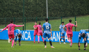 La jerarquía del Ourense CF pudo con el ímpetu del Fabril