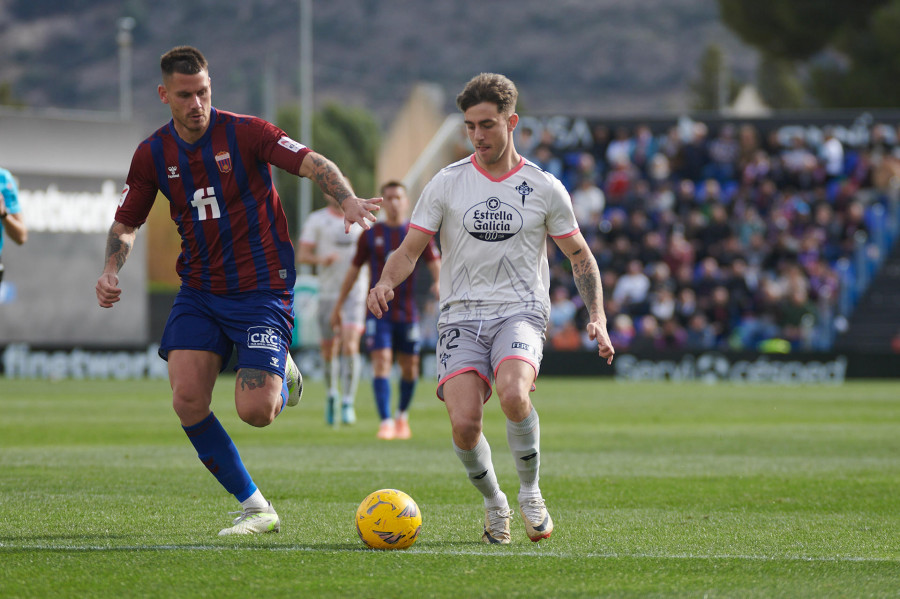 El Eldense  logró un importante triunfo ante el Racing de Ferrol (2-0)