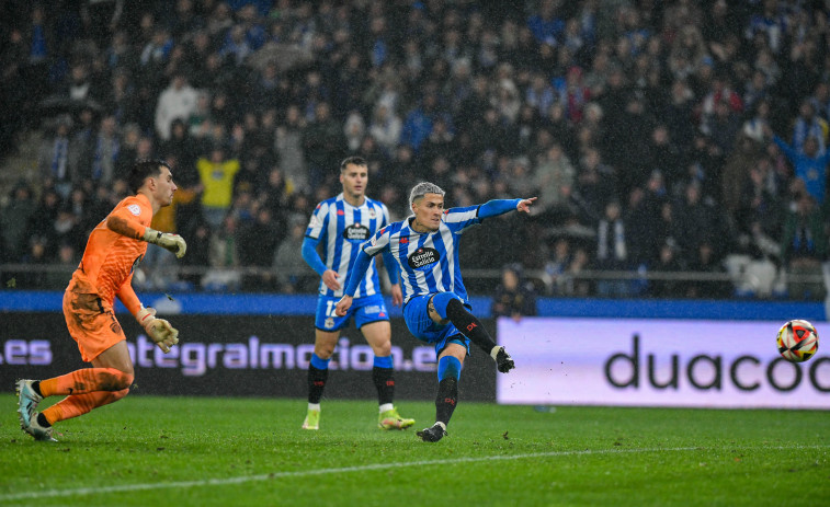 El Depor nunca había enlazado cinco partidos de liga con cuatro goles o más