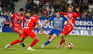 El Depor sigue siendo líder en solitario tras el tropiezo de la Ponferradina