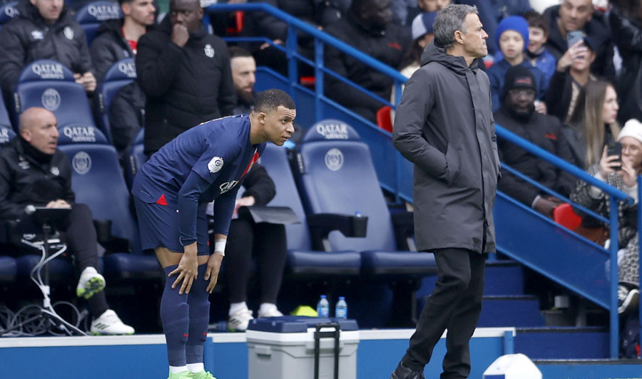 Luis Enrique dice que es "mentira" que Mbappé le insultase