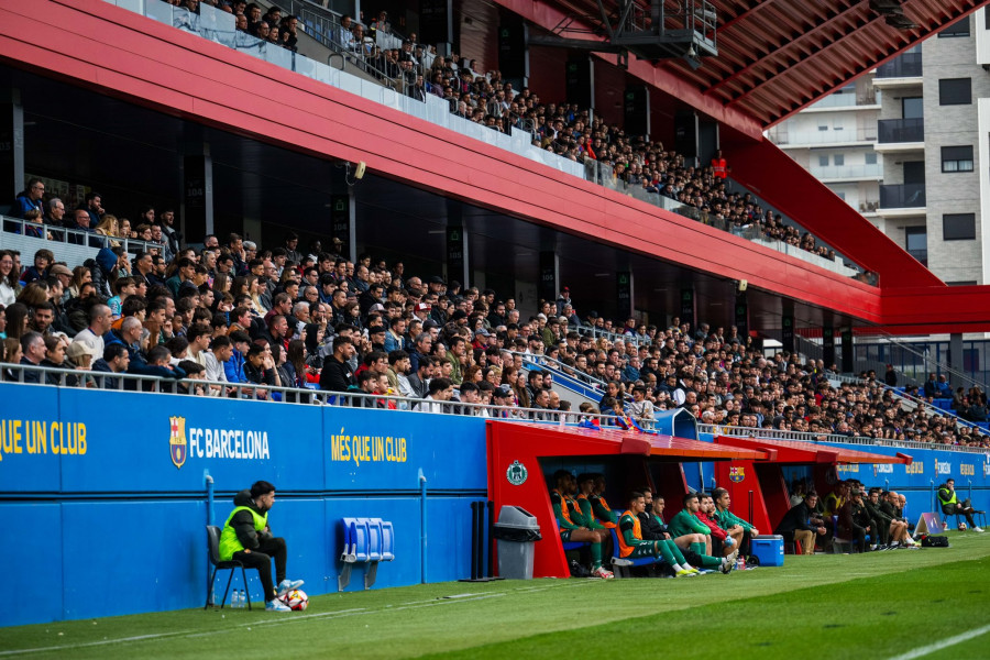 El Barça Atlètic se aleja a 3 puntos del Depor