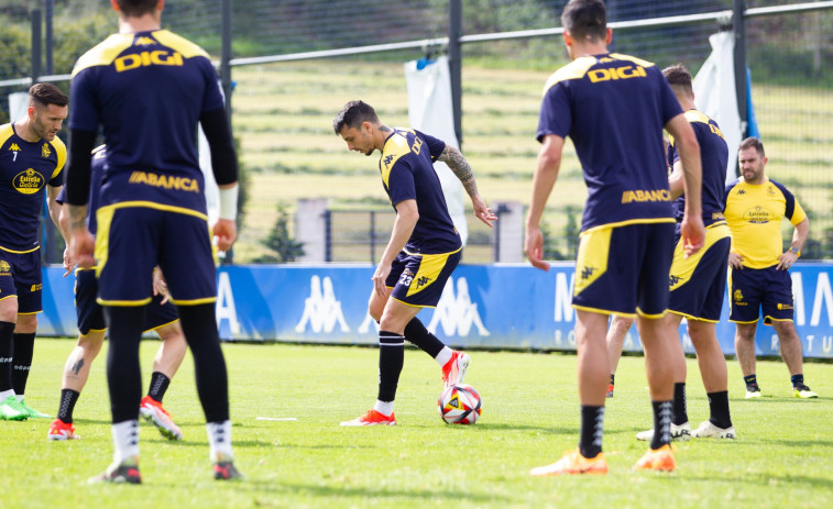 Paso adelante de Ximo, que completa un suave entrenamiento con el grupo