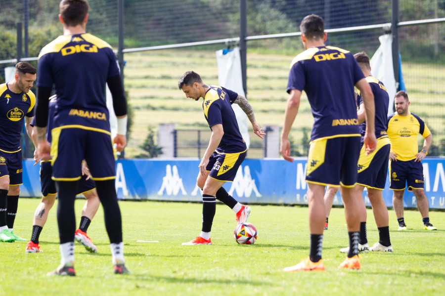 Paso adelante de Ximo, que completa un suave entrenamiento con el grupo