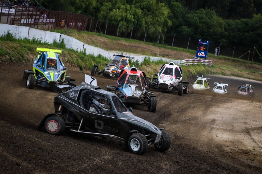 Alejandro Medín, nuevo líder del Campeonato Gallego de Autocross