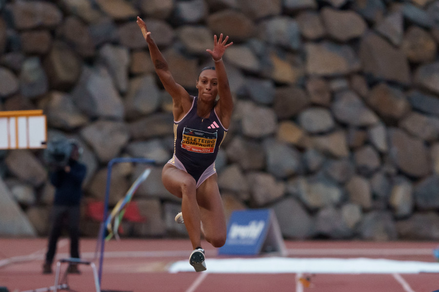 Ana Peleteiro, primera en el triple salto de Tenerife con una marca de 13,83 metros