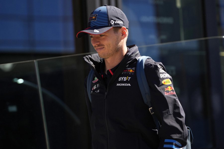 Verstappen resiste al empuje de los McLaren y se lleva la pole del GP de Emilia Romaña