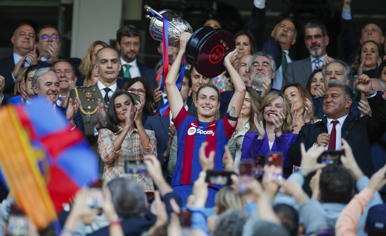 El Barça arrolla a la Real Sociedad y agranda su palmarés en la Copa de la Reina