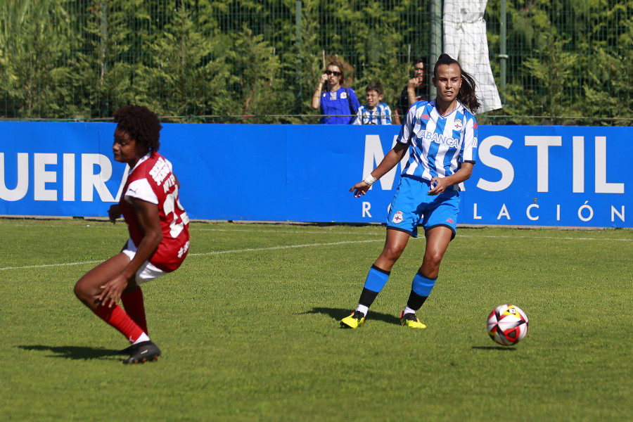 Raquel García prolonga su contrato y liderará la zaga en la Liga F