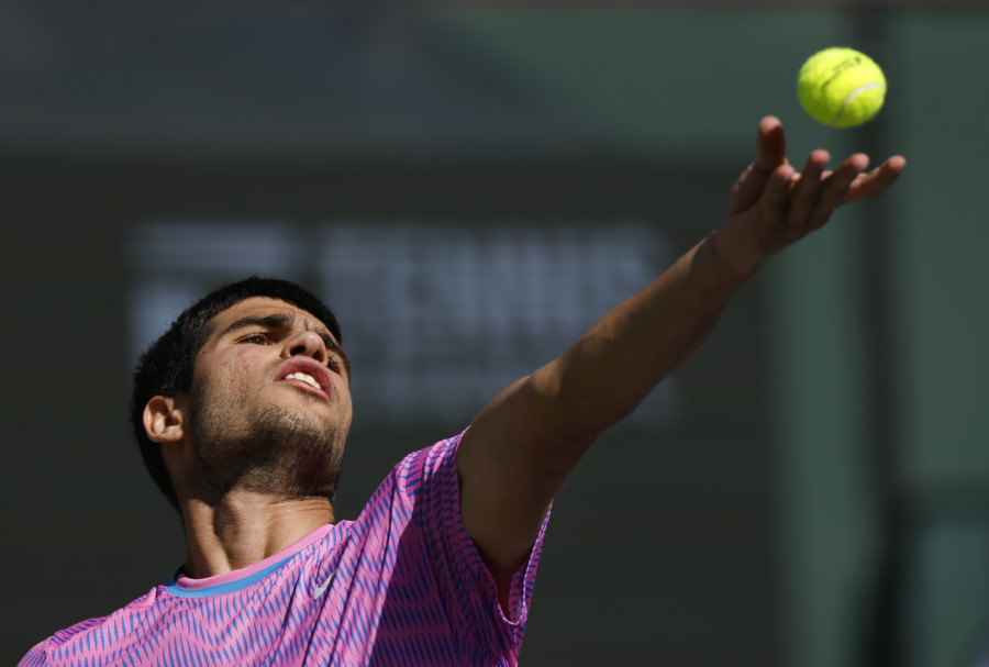 Alcaraz entra en contacto con la central de Roland Garros