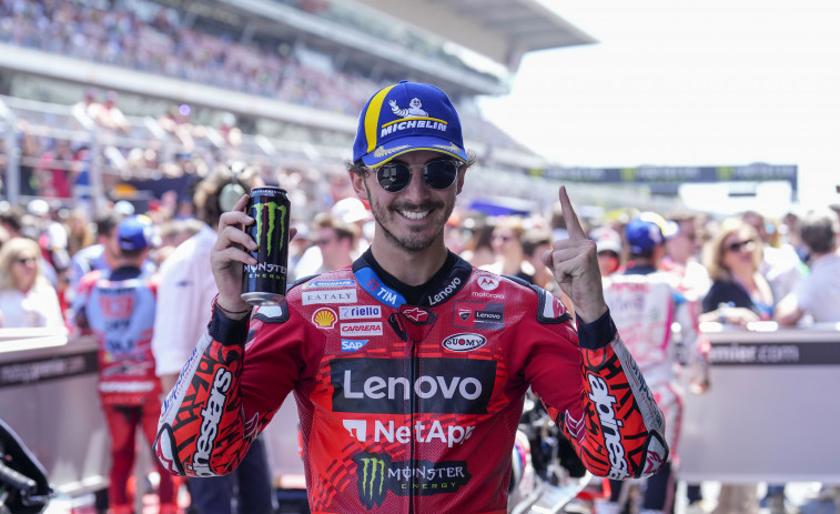 Bagnaia suma su tercer triunfo y se acerca al líder Martín