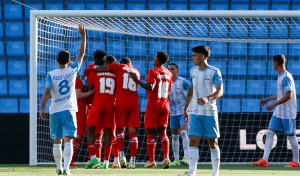 Dos zarpazos de Panamá le cuestan a Galicia el partido (0-2)