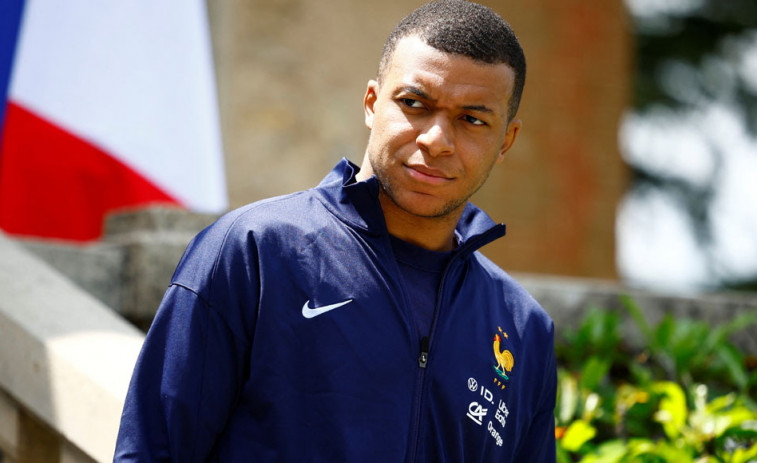 El Real Madrid anuncia el fichaje de Mbappe por cinco temporadas