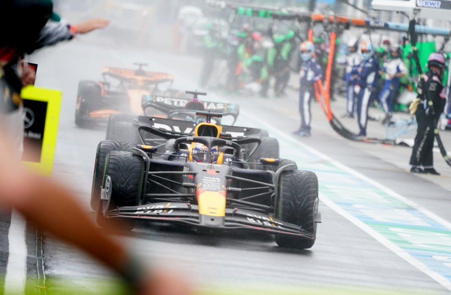 Verstappen tampoco teme a la lluvia y estira en Canadá su ventaja