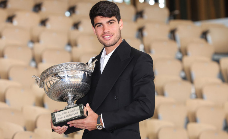 Alcaraz, 14 títulos en 18 finales y jugador más joven campeón en las tres superficies