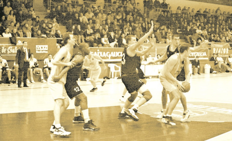 Los años de Oro del Basquet Coruña | A las puertas de los playoffs (99/00)