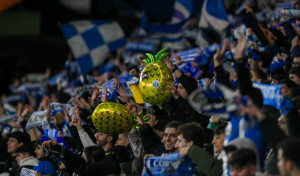 El Depor premia a sus socios por comer barro