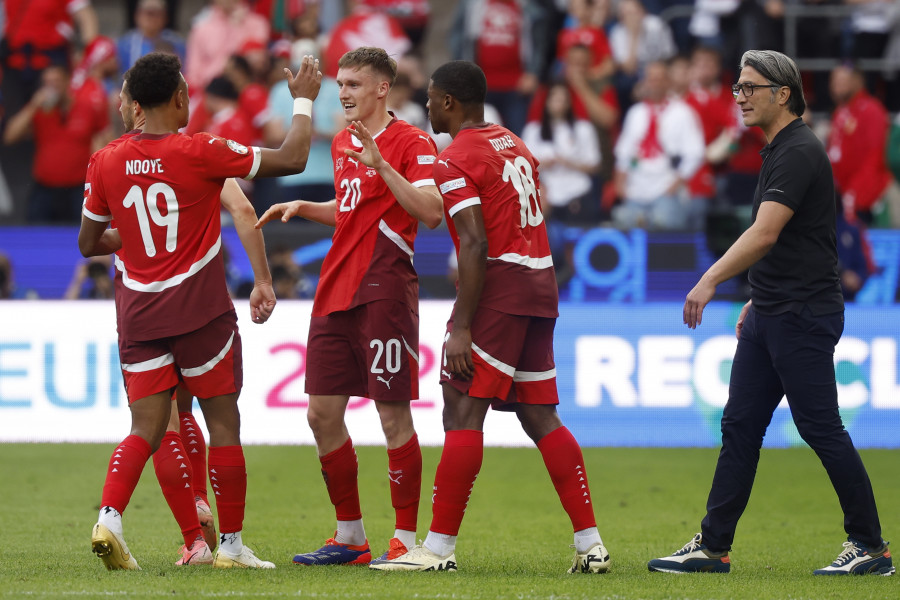 Eurocopa | Aebischer y Xhaka postulan a Suiza (1-3)