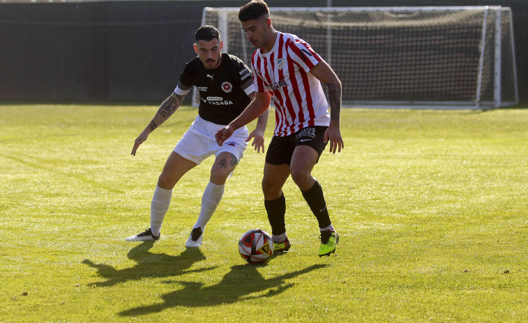 Óscar Varela deja el Atlético Arteixo y ficha por el Arosa