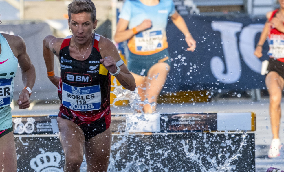 Carolina Robles, nueva mejor marca española en los 2.000 obstáculos