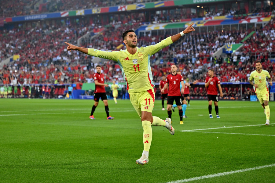 La 'Unidad B' sella el pleno en el Albania-España (1-0)