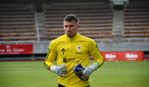 El Ourense CF roba a Pato al Compos después de cinco años en Santiago