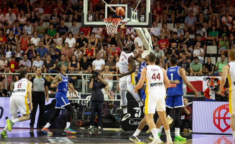 España derrota a la República Dominicana y afina para el Preolímpico (84-74)