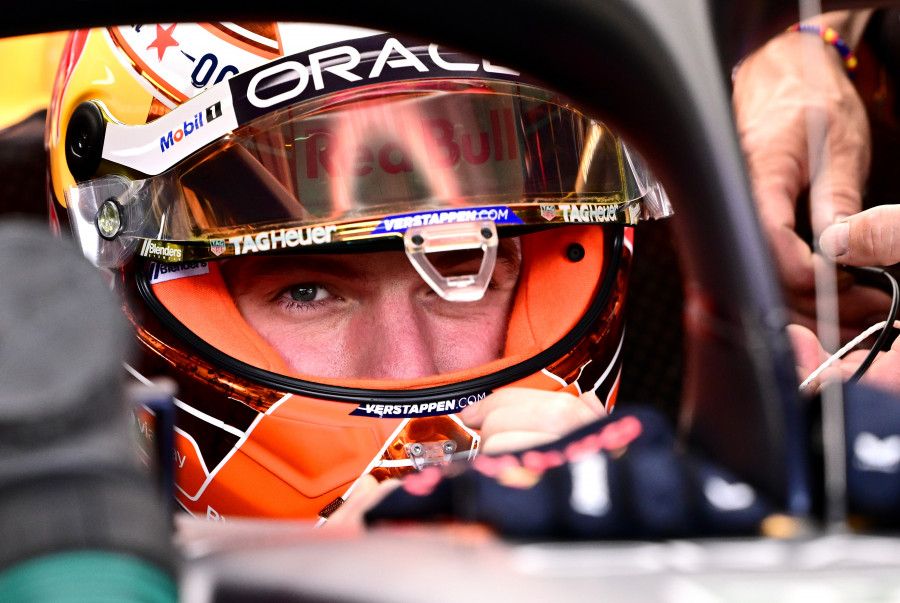 Verstappen sobrevive a los McLaren para llevarse la carrera al sprint del GP de Austria