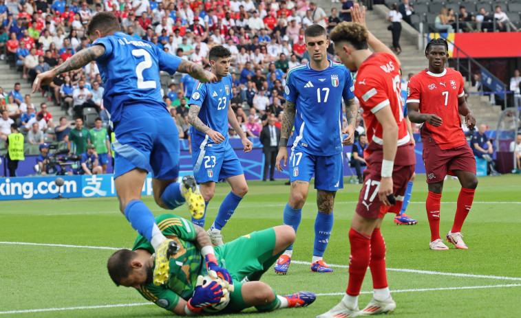 Suiza echa a Italia y está en cuartos de final con goles de Freuler y Vargas (2-0)