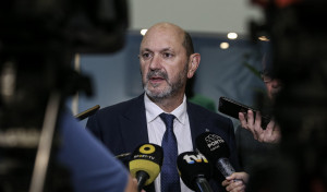 Rafael Louzán: “A Coruña está confirmada, ahora la reducción del aforo mínimo es una cuestión de sentido común”