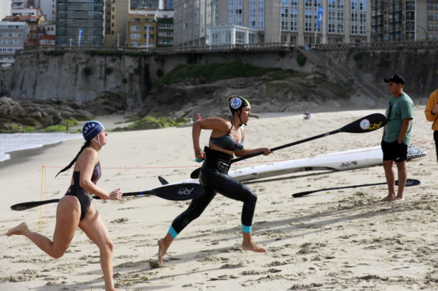 Casi 130 jóvenes participan en el campeonato gallego de socorrismo en A Coruña