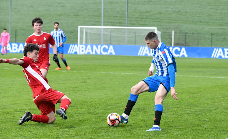 El Depor seguirá contando con la potencia de su canterano Adrián Guerrero