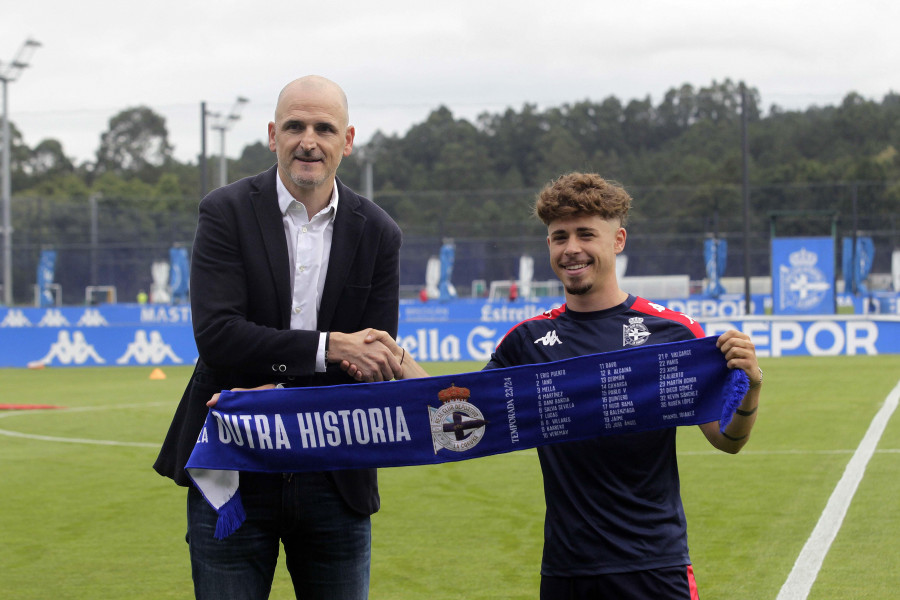 Mario Soriano: "Ojalá esté toda la vida aquí en el Depor"