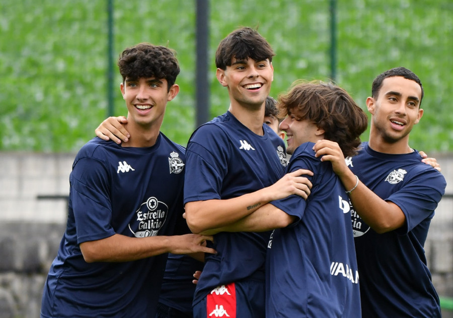 Aarón Sánchez, del Fabril, con “condiciones” para ser el quinto central del Depor