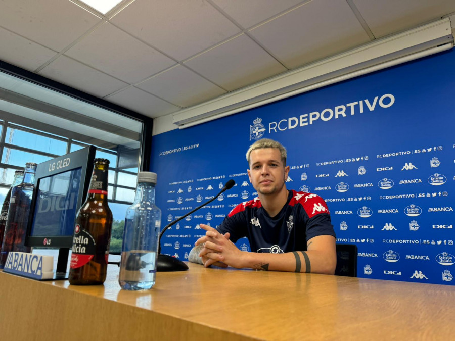 Rubén López: "Me gustaría ser un perfil como Rodri en la selección y en el City"